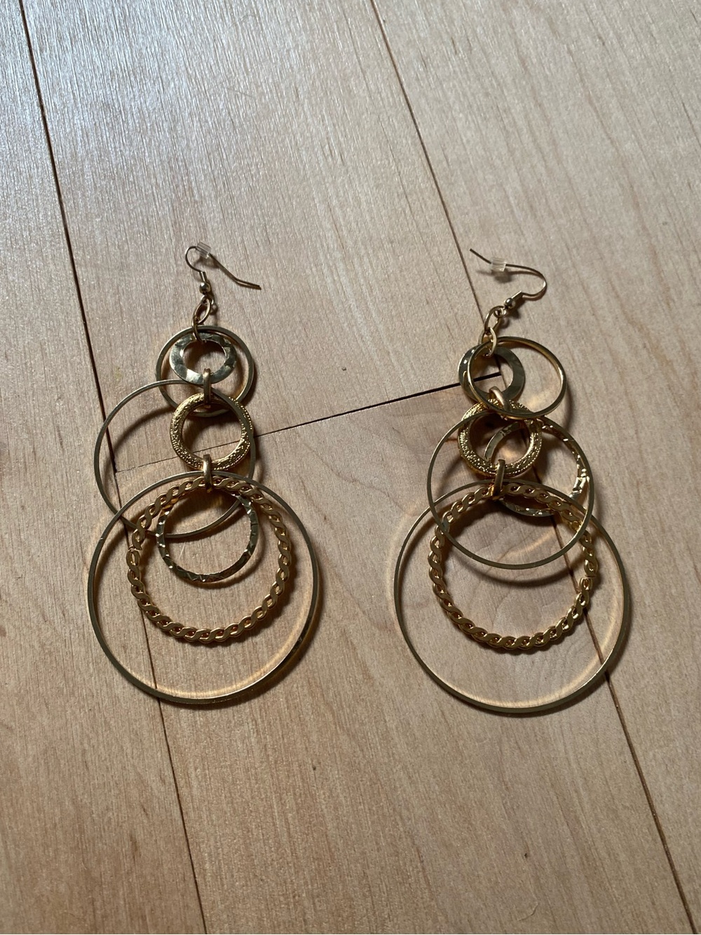 Source Unknown Gold Layered Hoop Drop Earrings